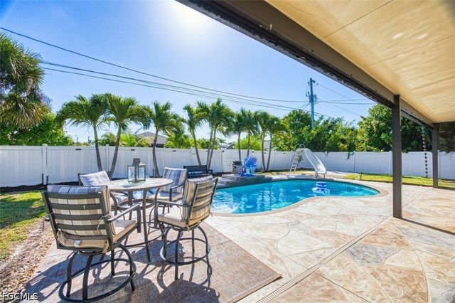 705 SW 10th PL, Cape Coral, FL 33991