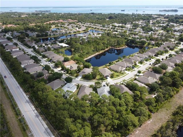 310 Briarcliff Circle, Sebastian, FL 32958