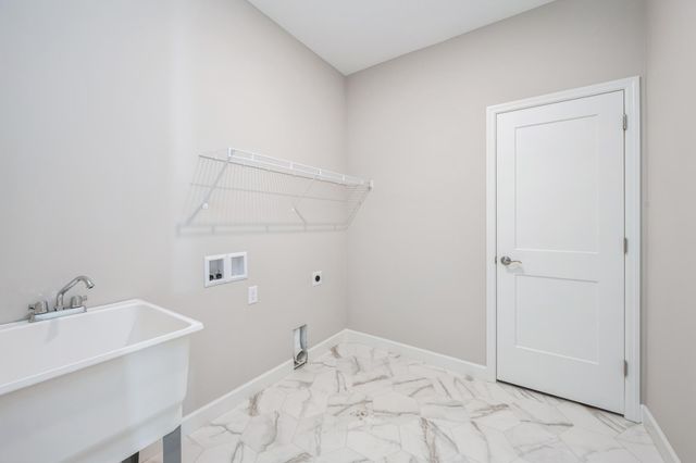 1501 Raccoon Lane, New Richmond, WI 54017