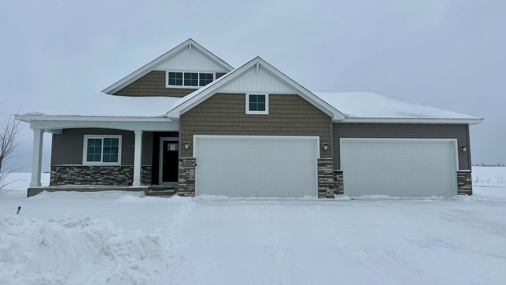 1501 Raccoon Lane, New Richmond, WI 54017