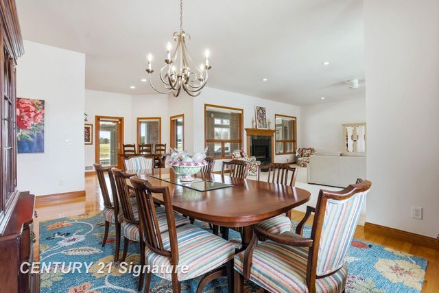 12 W Grove Court, Freeland, MI 48623