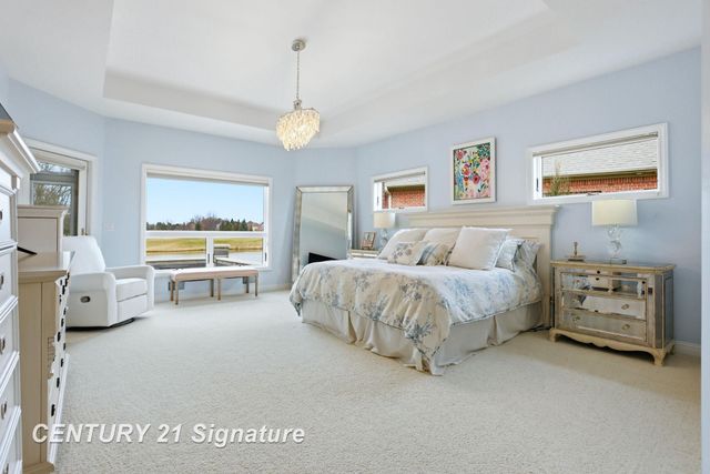 12 W Grove Court, Freeland, MI 48623