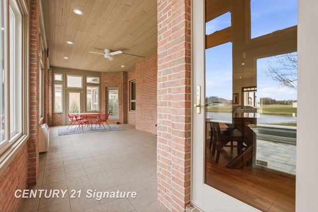 12 W Grove Court, Freeland, MI 48623