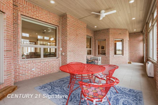 12 W Grove Court, Freeland, MI 48623