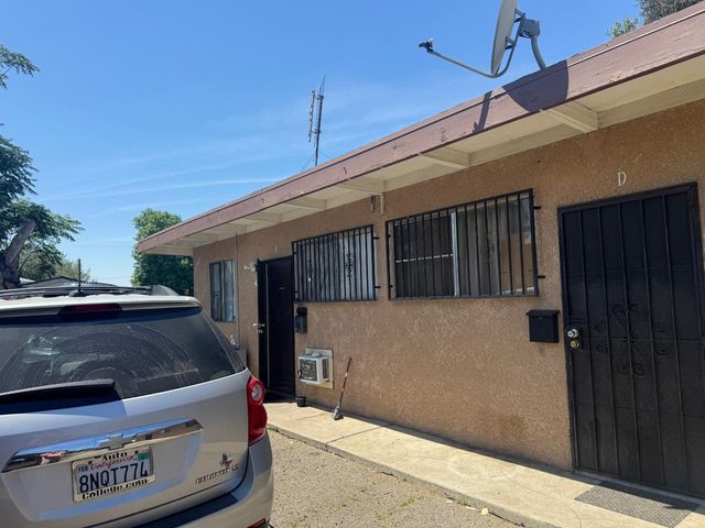 4316 E Olive Avenue A-E, Fresno, CA 93702