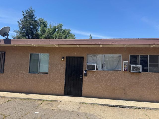 4316 E Olive Avenue A-E, Fresno, CA 93702