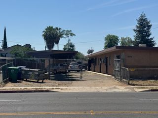 4316 E Olive Avenue A-E, Fresno, CA 93702