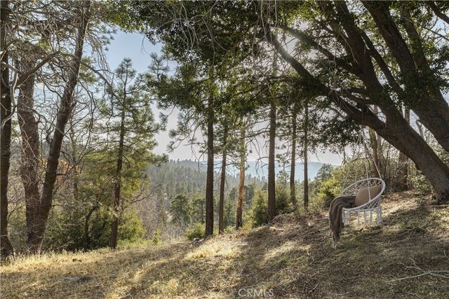 32945 Juniper Lane, Green Valley Lake, CA 92341