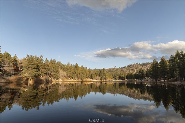 32945 Juniper Lane, Green Valley Lake, CA 92341