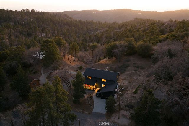 32945 Juniper Lane, Green Valley Lake, CA 92341