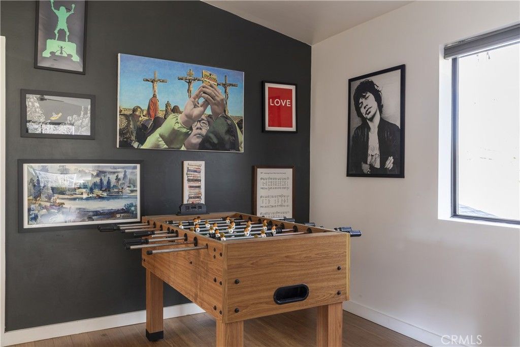 Image 16 of property listing at 32945 Juniper Lane, Green Valley Lake, CA 92341