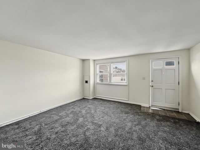7845 ST CLAIRE LN, Dundalk, MD 21222
