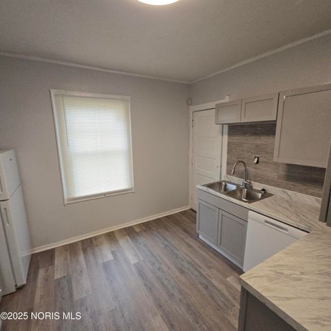 2446 Fulton Street, Toledo, OH 43620