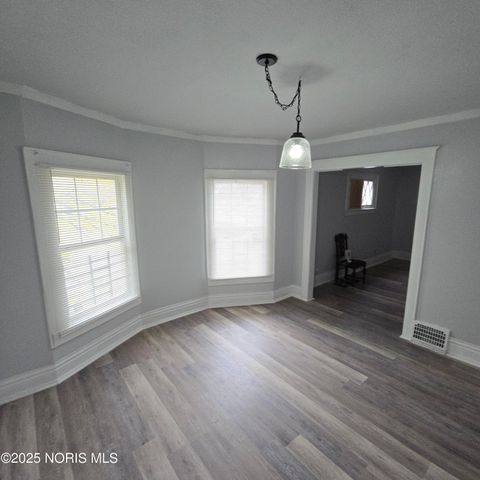 2446 Fulton Street, Toledo, OH 43620