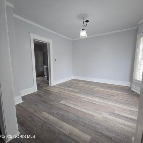 2446 Fulton Street, Toledo, OH 43620