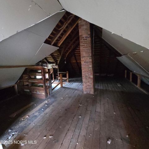 2446 Fulton Street, Toledo, OH 43620