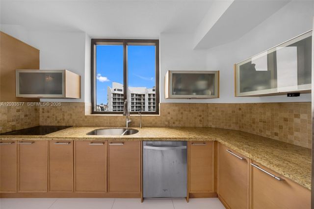 16275 Collins Avenue 2502, Sunny Isles Beach, FL 33160