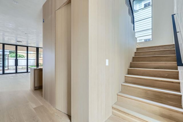 1104 Maufrais ST, Austin, TX 78703