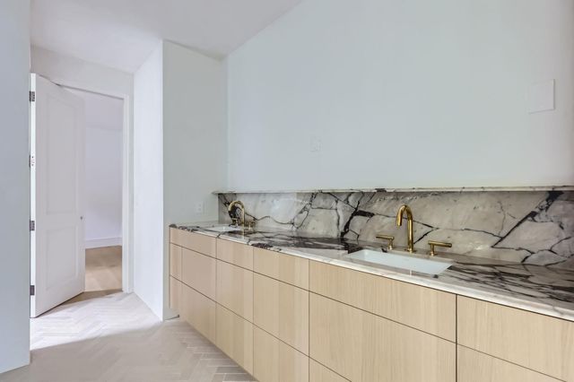 1104 Maufrais ST, Austin, TX 78703