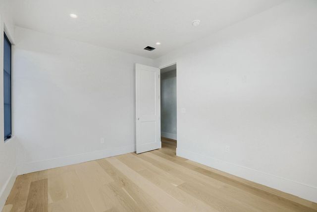 1104 Maufrais ST, Austin, TX 78703