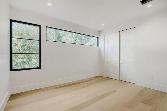 1104 Maufrais ST, Austin, TX 78703