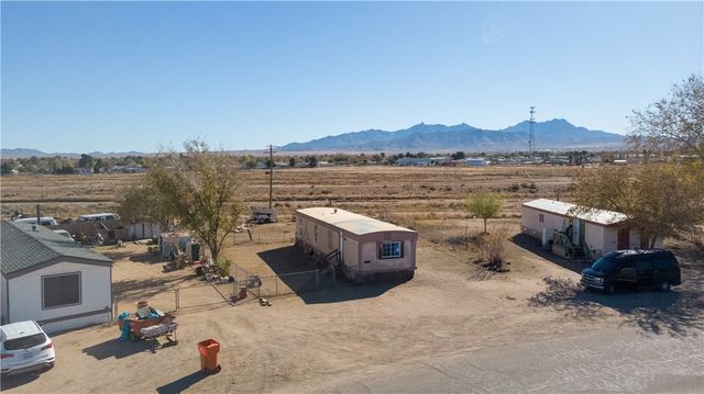 4742 N Powell Avenue, Kingman, AZ 86409