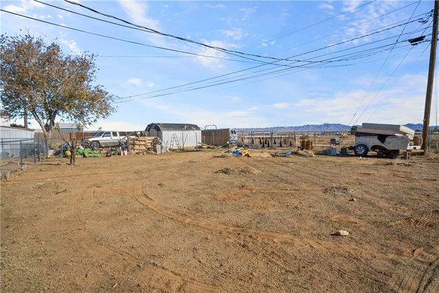 4742 N Powell Avenue, Kingman, AZ 86409