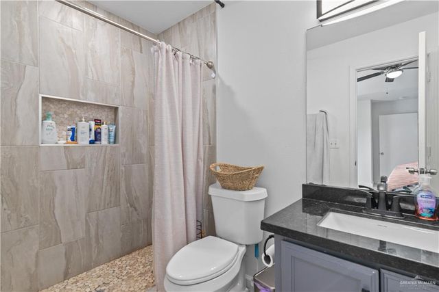 1607 Tulipan Avenue, Mission, TX 78572