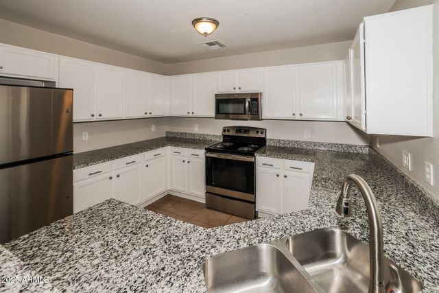 12734 W LAUREL Lane, El Mirage, AZ 85335