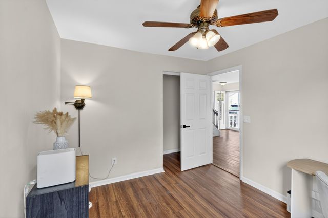 110 Edgehill Ln, Hendersonville, TN 37075