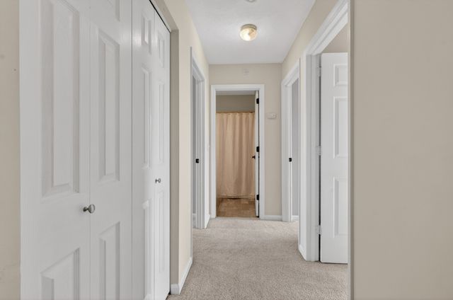 110 Edgehill Ln, Hendersonville, TN 37075