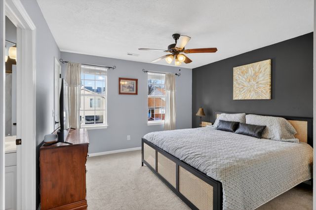 110 Edgehill Ln, Hendersonville, TN 37075