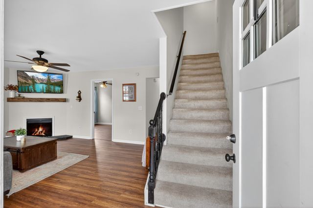 110 Edgehill Ln, Hendersonville, TN 37075