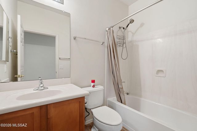 940 N Deep Rock Drive, Vail, AZ 85641