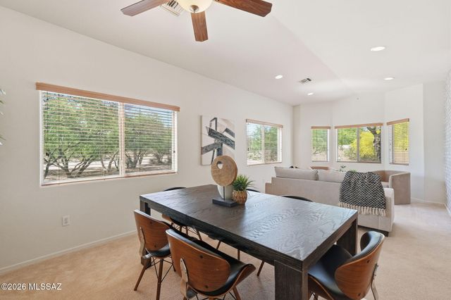 940 N Deep Rock Drive, Vail, AZ 85641