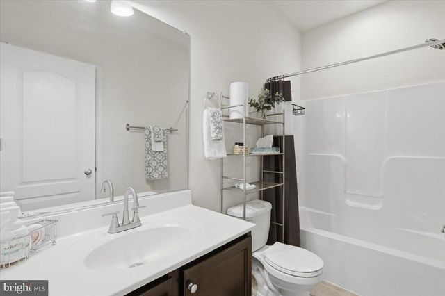 3595 FOSSILSTONE PL, Waldorf, MD 20601