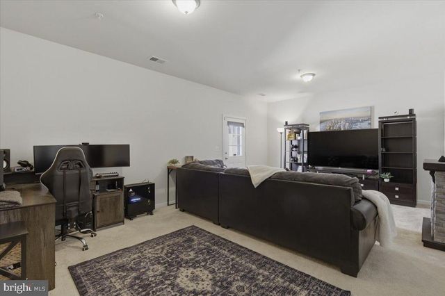 3595 FOSSILSTONE PL, Waldorf, MD 20601