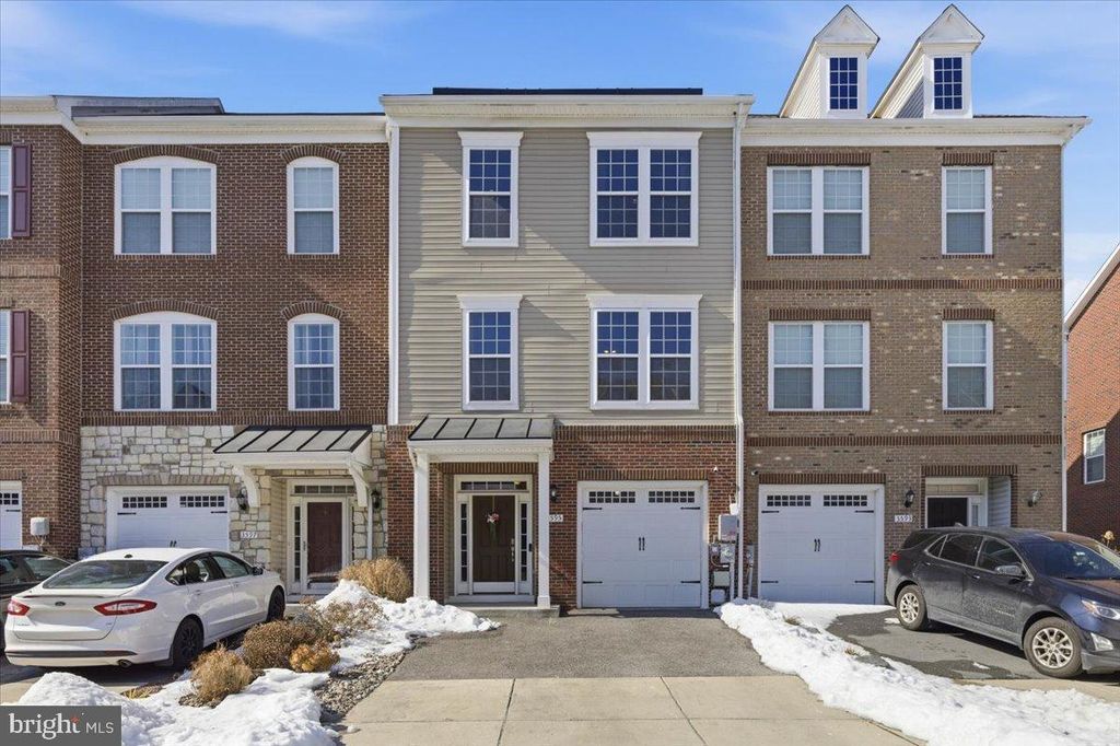 3595 FOSSILSTONE PL, Waldorf, MD 20601