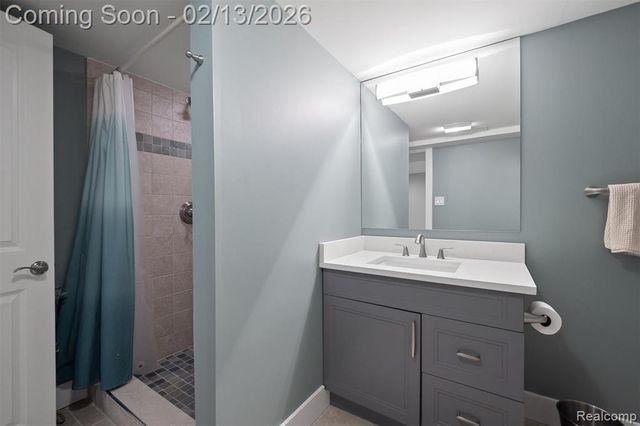 1585 Henrietta Street, Birmingham, MI 48009