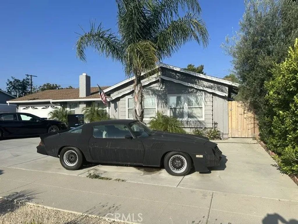 9960 Jovita, Chatsworth, CA 91311