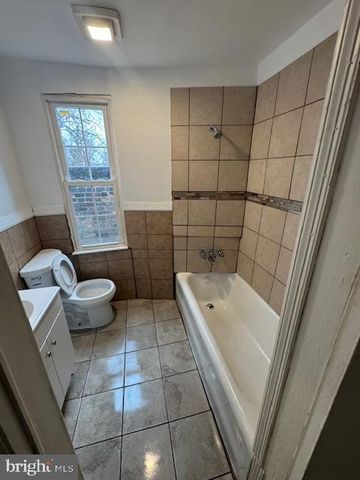 2540 GREENMOUNT AVE, Baltimore, MD 21218