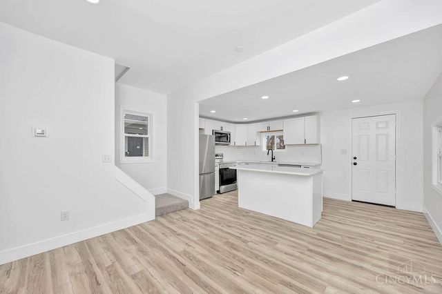 621 Cleveland Street, Middletown, OH 45044