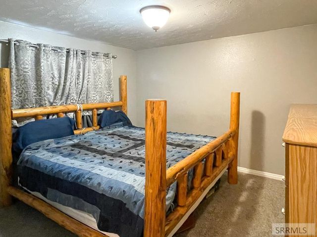 25 S 675 W, Blackfoot, ID 83221