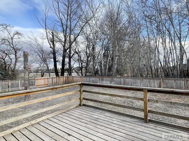 25 S 675 W, Blackfoot, ID 83221