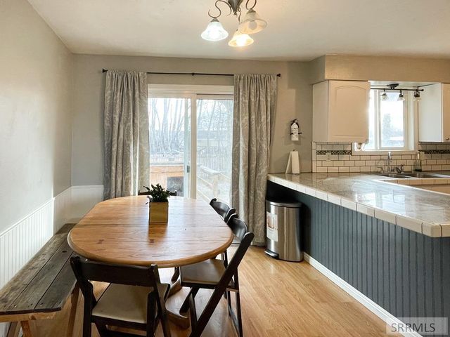 25 S 675 W, Blackfoot, ID 83221