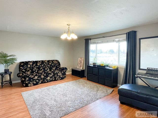 25 S 675 W, Blackfoot, ID 83221