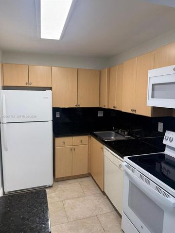 7110 NW 179th Street 310, Hialeah, FL 33015