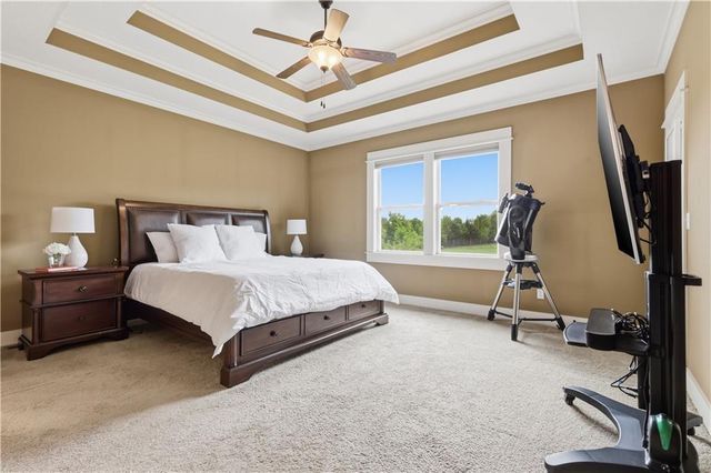 2927 W 155th Terrace, Overland Park, KS 66224