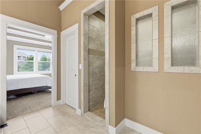 2927 W 155th Terrace, Overland Park, KS 66224