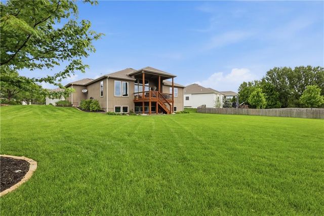 2927 W 155th Terrace, Overland Park, KS 66224